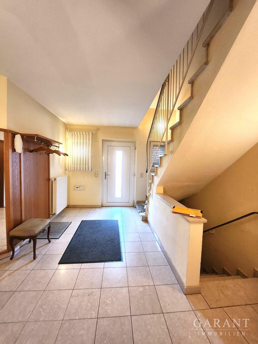 Rarität in Bad Füssing! Großzügiges Einfamilienhaus mit riesigem Potenzial und Gartenparadies – 94072 Bad Füssing, 94072 Bad Füssing – Vorschaubild 2