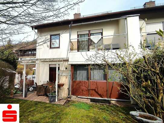 Doppelhaushälfte in Forchtenberg mit Garten, Terrasse und Garage.