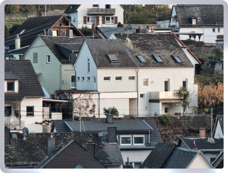 * Lorch am Rhein: Schönes Einfamilienhaus in ruhiger Blicklage * – 65391 Lorch am Rhein, 65391 Lorch am Rhein – Vorschaubild 2