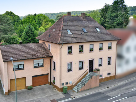 Große 3,5-Zimmerwohnung mit Gartenparadies