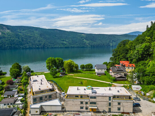 Atemberaubende 4 Zimmer Seewohnung mit privatem Seezugang