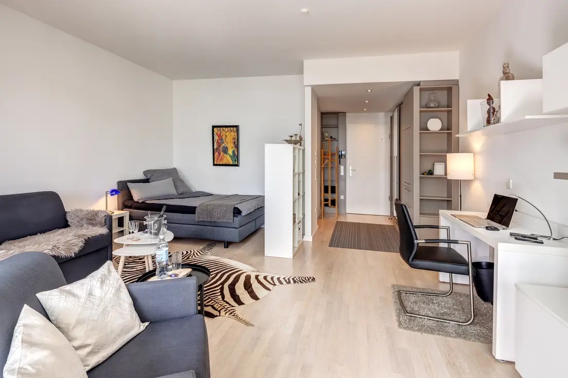 Komplett ausgestattetes 1-zimmer-wohnung - Foto 1