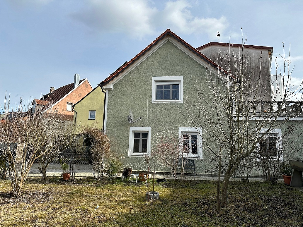 498000&nbsp;EUR