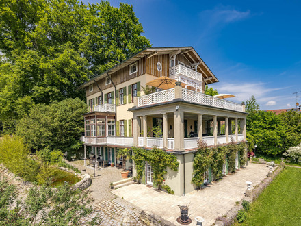 Historische Villa mit Seeblick