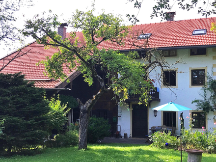 Nostalgie auf dem Land: idyllisches und ausbaufähiges Bauernhaus