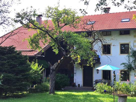 Nostalgie auf dem Land: idyllisches und ausbaufähiges Bauernhaus