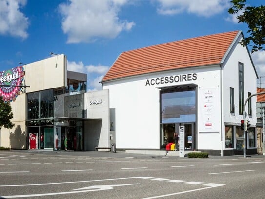 300 m" Store über 3 Etagen im Outletcity Metzingen zu verpachten