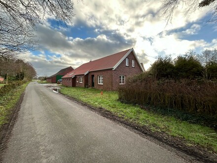 Landhaus mit Scheune in Osteel