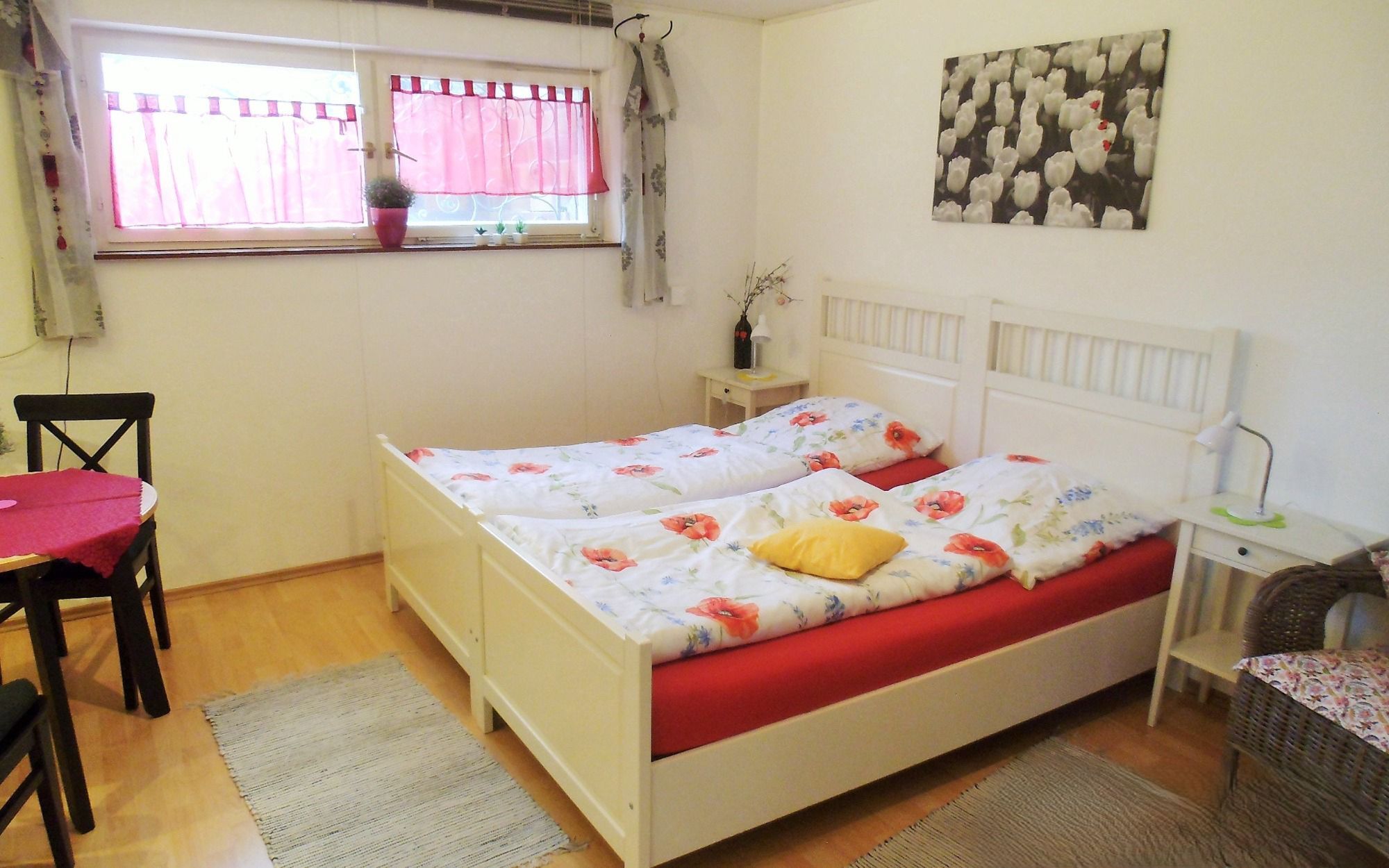                                                               1-Zimmerwohnung mit Internet, TV, K&uuml;chenzeile, Dusche/Wc                                                       in Altdorf (Landshut)