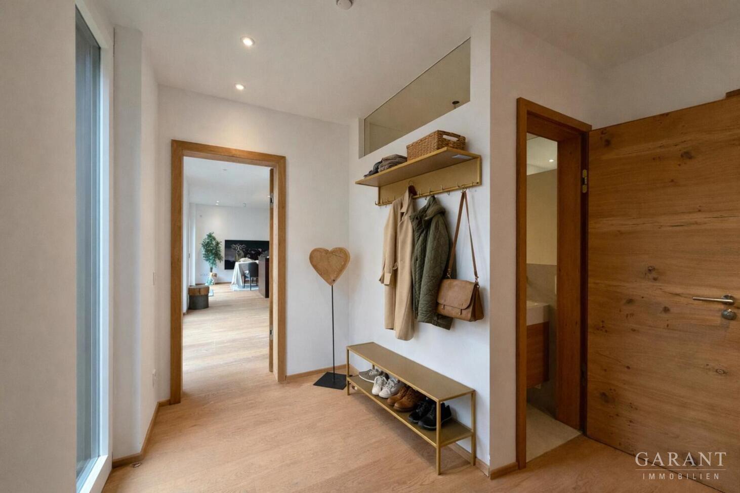 Modernes Design trifft natürliche Schönheit – 83727 Schliersee, 83727 Schliersee – Vorschaubild 2
