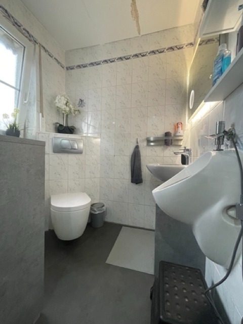 Freistehendes Einfamilienhaus mit 1 Garage und 4 Stellplätzen – 67587 Wintersheim, 67587 Wintersheim – Vorschaubild 7
