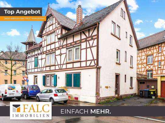 Halbes Haus - Volles Wohngefühl! Doppelhaushälfte mit historischem Look - FALC Immobilien Heilbronn