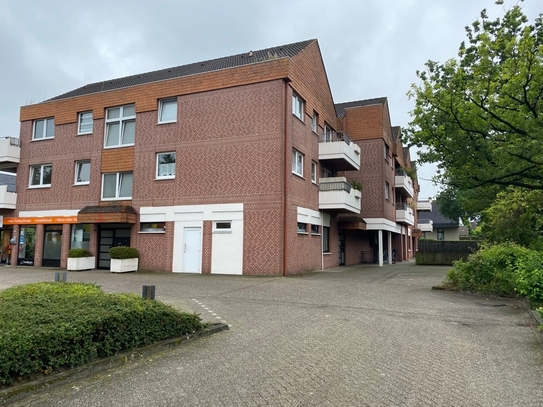 Renovierungsbedürftige Zwei- Zimmer Wohnung mit Balkon in Bad Zwischenahn