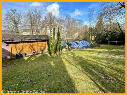 740.000,- für 144 qm BUNGALOW mit WINTERGARTEN Terrasse zum GARTEN in Zirndorf - Weiherhof