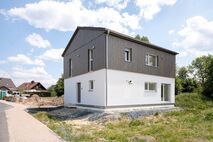 Einfamilienhaus Neubau + Grundstück in Marktleuthen
