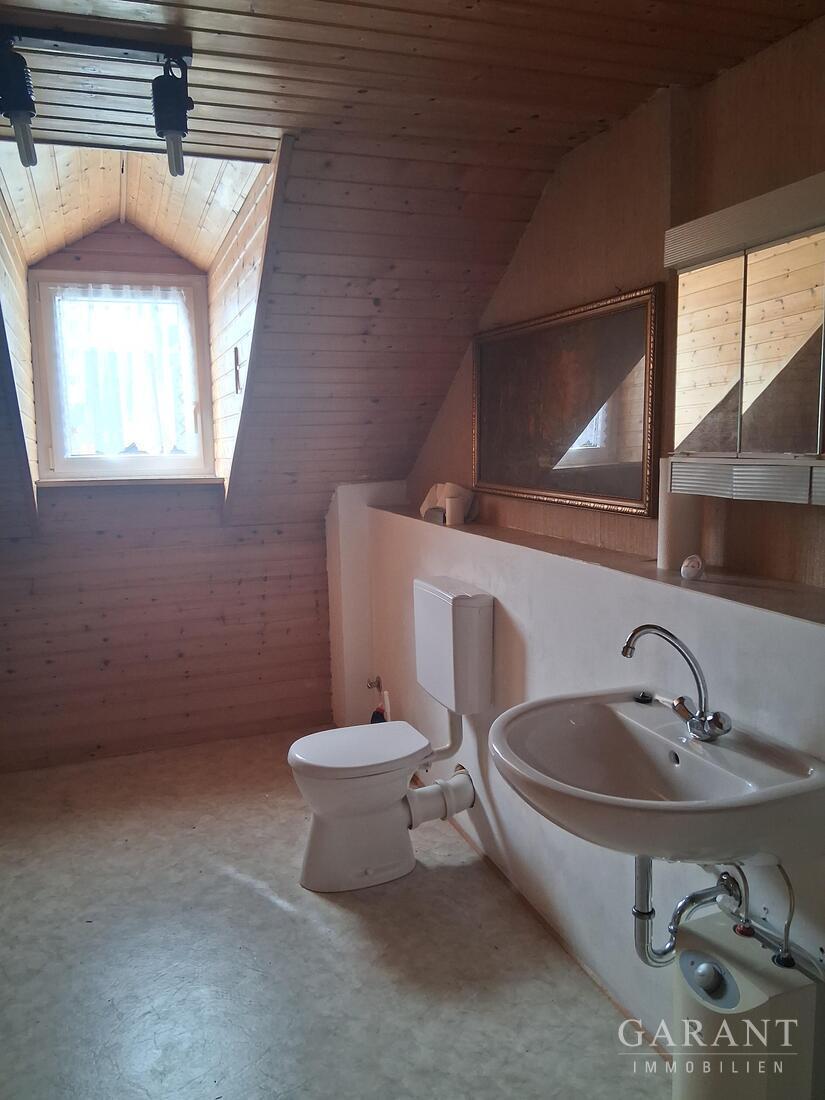 Mehrfamilien-Stadthaus in guter Lage im Zentrum von HOF ! – 95028 Hof, 95028 Hof – Vorschaubild 11