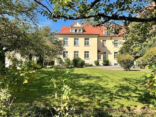 Attraktive 4-Zimmer Wohnung im gefragten Welfenpalais von Weingarten - Kapitalanlage!