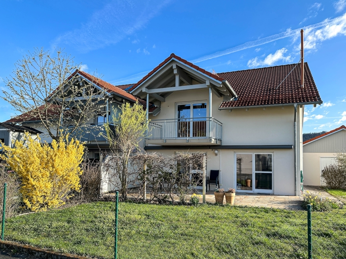 330000&nbsp;EUR