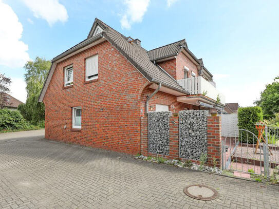 TT bietet an: Große Eigentumswohnung in Neuengroden mit Balkon und Garage!