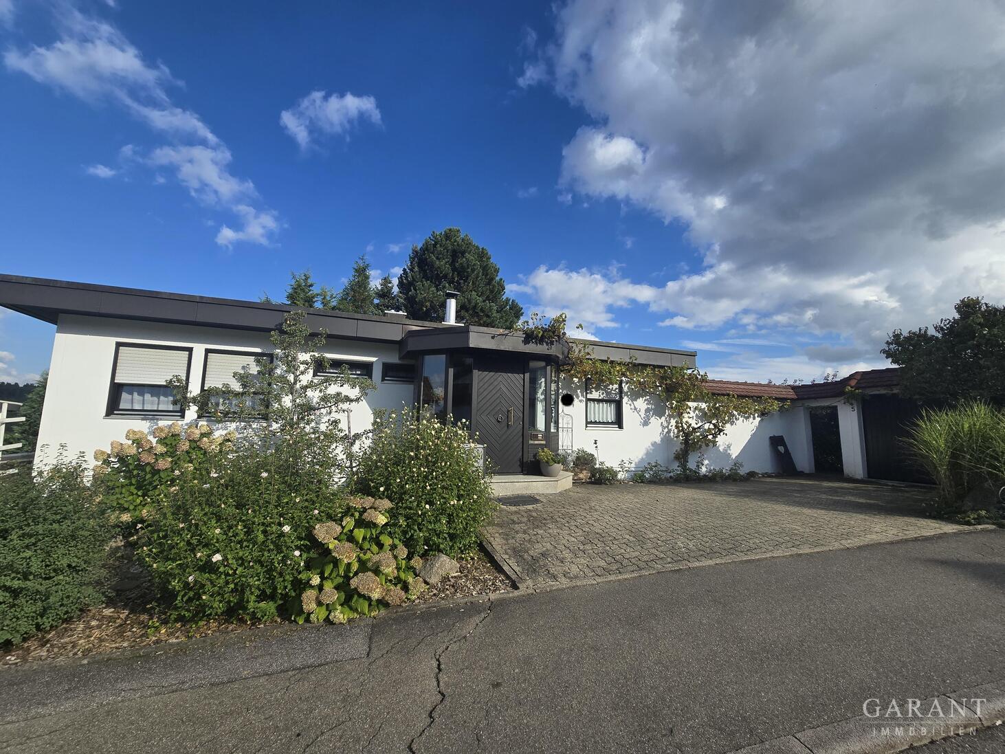 Attraktiver Bungalow mit Pool und einem tollen Garten... – 72178 Waldachtal, 72178 Waldachtal – Vorschaubild 12