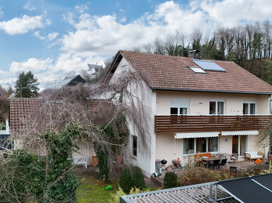 HAUS MIT VIEL RAUM UND GROSSEM GRUNDSTÜCK IN ILLERTISSEN