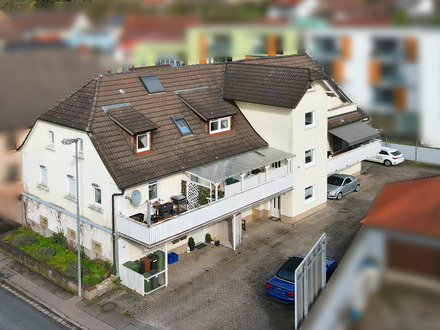 Attraktives 4-Familienhaus mit leerstehender, 129 m² großer Dachgeschosswohnung