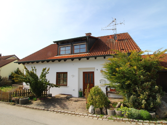 Idyllisches Einfamilienhaus in ruhiger Lage von Ebersbach-Musbach