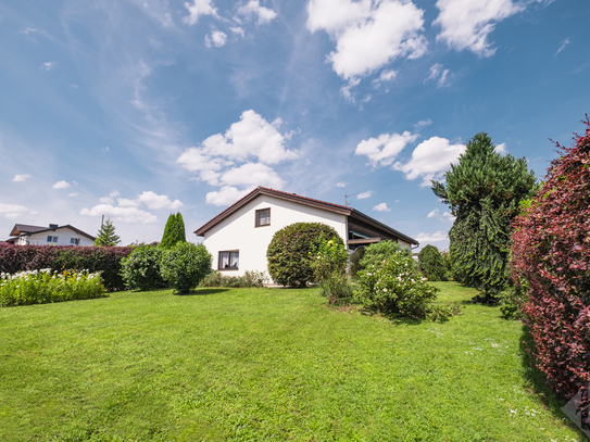 Landhaus mit riesigen Gewerbeflächen in Ostermiething - Bestlage