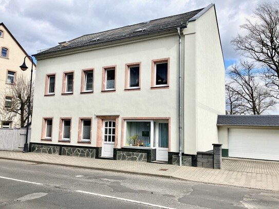 Gepflegtes Wohn- und Geschäftshaus in idyllischer Lage - ziehen Sie mit Ihren Eltern ein