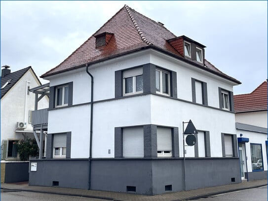 ** 3 Zimmer Wohnung mit Carport in ruhiger Wohnlage