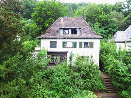 Renovierte 3-ZKB Wohnung mit Balkon in zentraler Lage von Siegen
