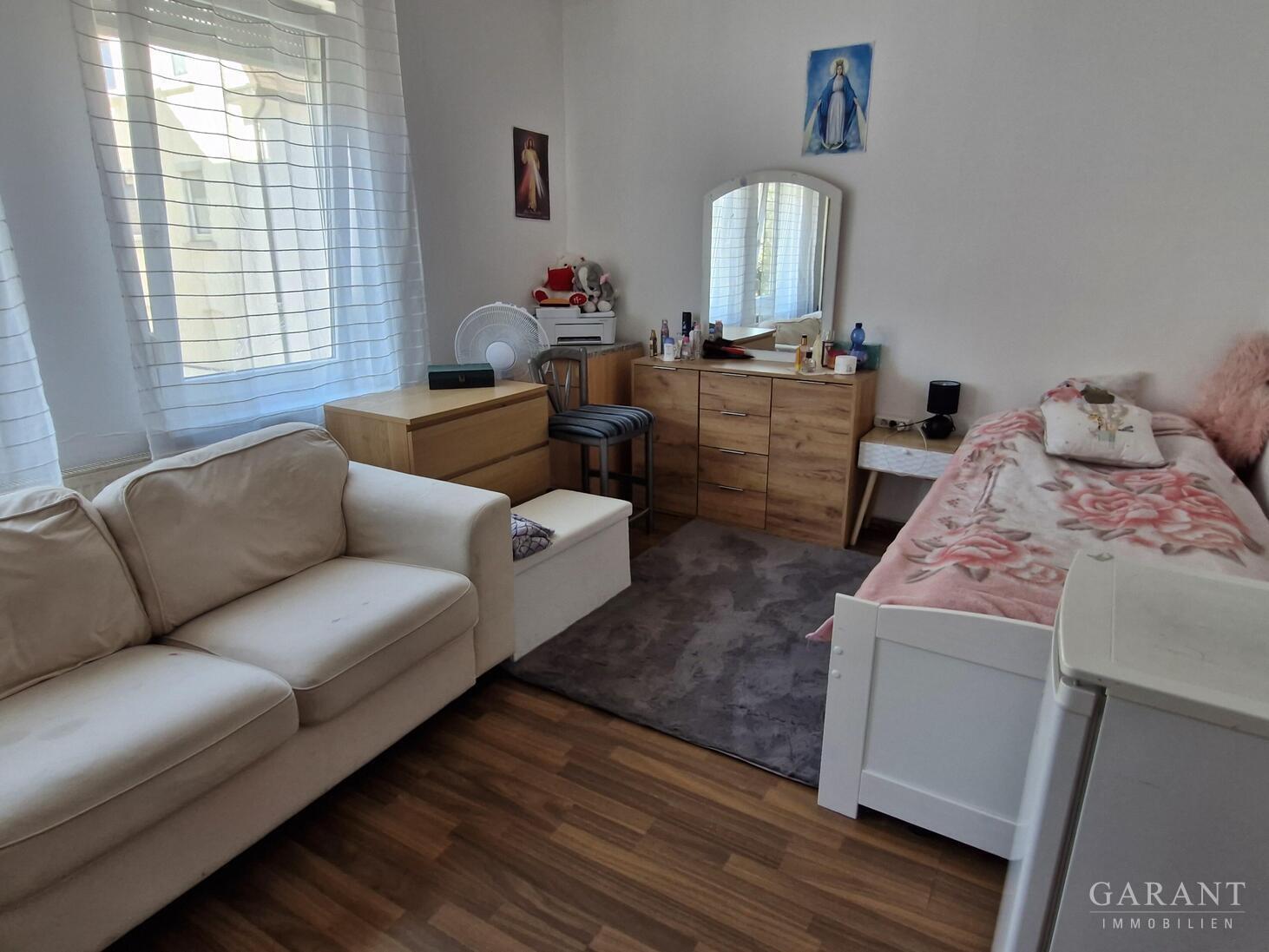 Stadtnah & zukunftssicher: Dreifamilienhaus in gefragter Lage! – 73033 Göppingen, 73033 Göppingen – Vorschaubild 6