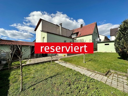 Gemütliches Familiendomizil in netter Umgebung wartet auf Sie! Doppelhaushälfte in Amberg/ Eglsee