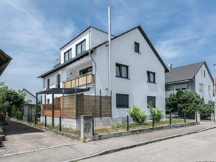 Kernsanierte, moderne 2-Zimmer Wohnung mit Loggia in Ulm-Gögglingen
