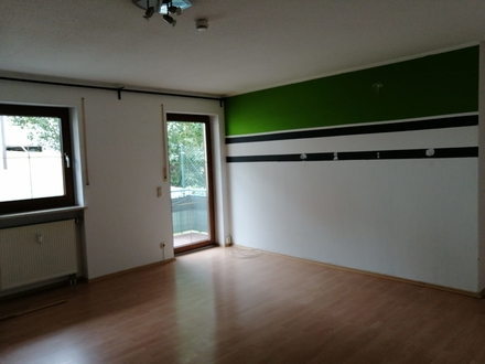 Psst ..., schon gehört? 3,5 ZKB zum Kauf in Schwabmünchen. Hochparterre mit Balkon!