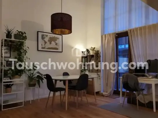 [TAUSCHWOHNUNG] 2 Zimmer Dachgeschoss ruhig gegen Zentrale Lage