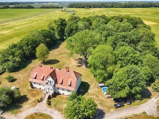 Saniertes Gutshaus in traumhafter Lage nahe der Hansestadt Greifswald