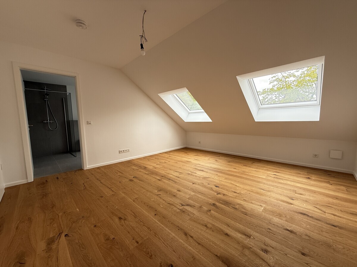 Schwachhausen // Neubau-Penthouse im Erstbezug mit XL-Balkon, edler EBK, Aufzug, TG & barrierefrei - Foto 3