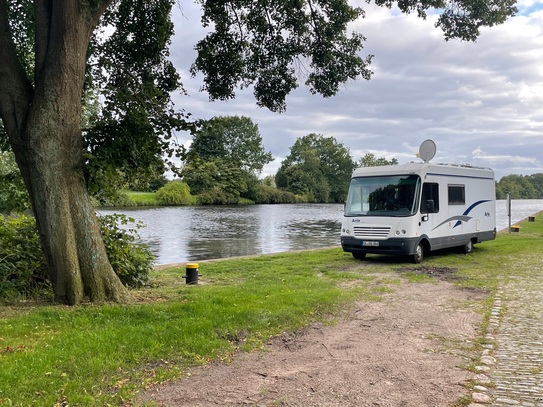 Campingplatz, mehr als 120 Stp., ertragreich, Vollexistenz, Lage an Fluß in Landschaftsschutzgebiet