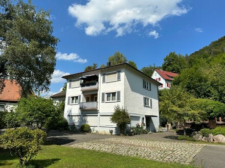 Preisreduziert!!! 2-3 Familienhaus mit großem Grundstück in Oberndorf