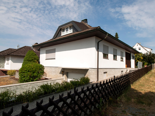 Schönes, großes und ruhig gelegenes 1-2 Familienhaus mit großem Grundstück in Mühltal-Traisa