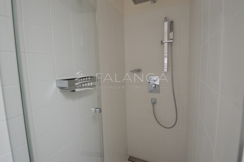 FALANGA IMMOBILIEN-Begehrter großer Bungalow in prima Zustand und top Grünlage in Mörfelden-Walldorf – 64546 Mörfelden-Walldorf / Walldorf, 64546 Mörfelden-Walldorf / Walldorf – Vorschaubild 16