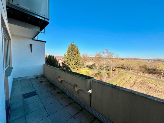 Helle 3 Zimmer-Erdgeschoss-Wohnung mit Balkon und Stellplatz in Nauheim - Groß-Gerau!