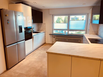 Stadtnahes, neu renoviertes Reihenendhaus mit Garten in Landau