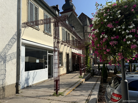 Attraktive Gewerbeeinheit im Herzen des Marktplatzes von Rüdesheim