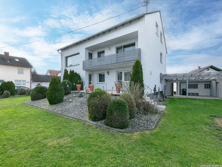 - Idyllisches Wohnen - Dreifamilienhaus in ruhiger Ortslage von Nersingen / Leibi