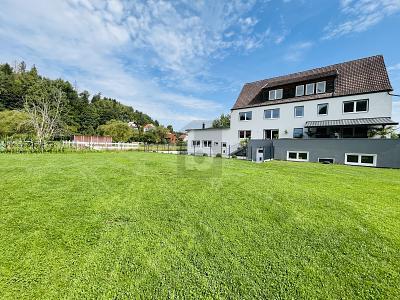 ALLEINLAGE, HOCHWERTIG UND VIEL PLATZ – 98547 Schwarza, 98547 Schwarza – Vorschaubild 3