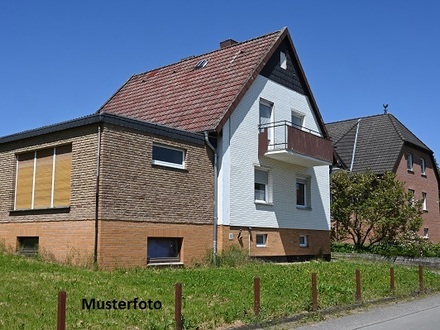 Einfamilienhaus nebst Anbau - provisionsfrei