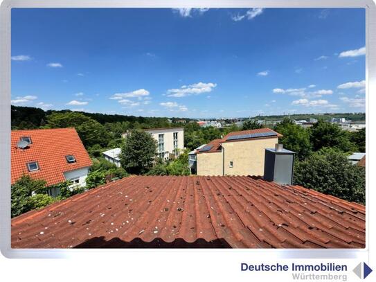 3,5-Zimmer-DG-Maisonette-Wohnung mit Balkon in Stuttgart-Feuerbach