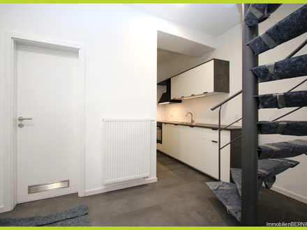 Erstbezug nach Sanierung! Kleines, klimatisiertes Maisonette Apartment DE LUXE mit Wendeltreppe!